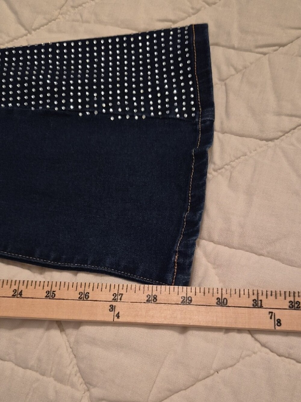 BAMBOO Rhinestone Embellished Bootcut Jeans - Size 3 - Picture 5 of 7